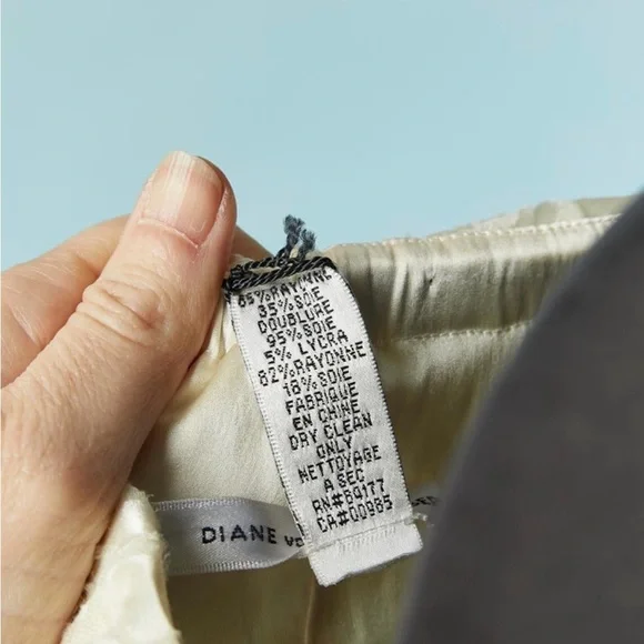 Diane von Furstenberg Ivory Silk-Lined Dress - Picture 6 of 7